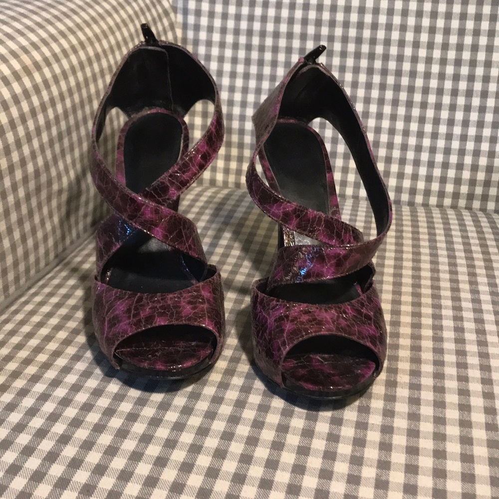 Carlos Calico platform pumps